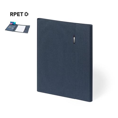  	Carpeta fabricada en poliéster 600D RPET, elaborado a partir de plástico reciclado, para así fomentar la reutilización de residuos plásticos y ayudar a la sos