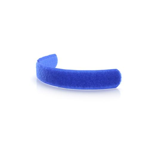 Práctica cinta recogecables en suave y resistente nylon de vivos colores y con cierre ajustable de velcro.