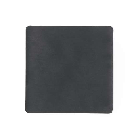 Imán de 6x6cm en cartón reciclado de 185g/m2, con esquinas redondeadas.