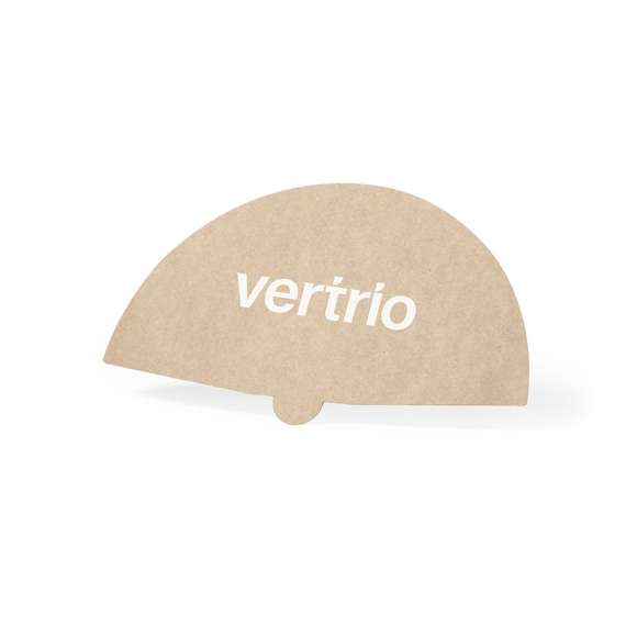 Abanico de línea nature fabricado en resistente cartón reciclado de 430g/m2, con amplia superficie de marcaje y en tono natural.