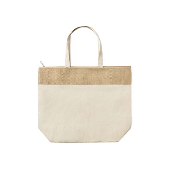 Bolsa térmica en resistente material 100% algodón de 225g/m2, con parte superior en yute laminado y asas de algodón. Compartimento principal con cierre de cremallera y tirador metálico, con interior isotermo de aluminio. De acabado cosido, con asas medianas reforzadas y resistencia hasta 7kg de peso.