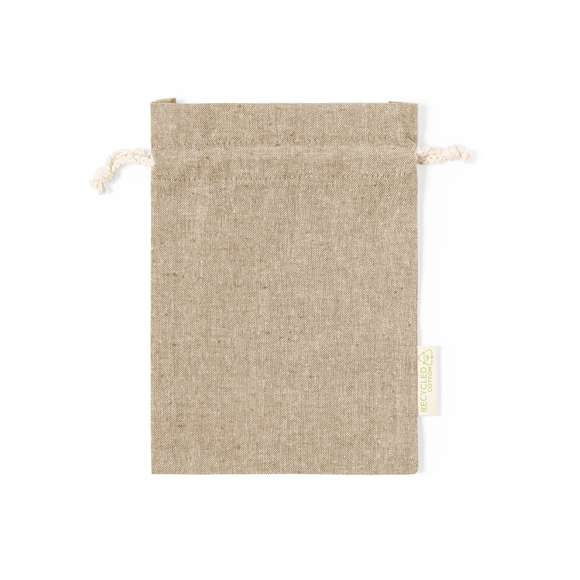  	Bolsa eco-friendly en resistente material 100% algodón reciclado GRS de 120g/m2. Certificación GRS (Global Recycled Standard / Estándar de Reciclaje Global), que garantiza el origen reciclado del material usado para fabricar el producto. Cierre de cordón de algodón y acabado cosido, incluye etiqueta exterior con distintivo algodón reciclado.