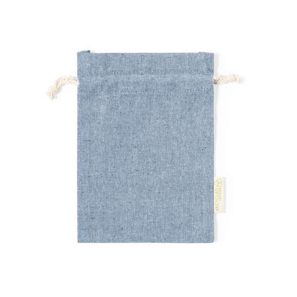  	Bolsa eco-friendly en resistente material 100% algodón reciclado GRS de 120g/m2. Certificación GRS (Global Recycled Standard / Estándar de Reciclaje Global), que garantiza el origen reciclado del material usado para fabricar el producto. Cierre de cordón de algodón y acabado cosido, incluye etiqueta exterior con distintivo algodón reciclado.