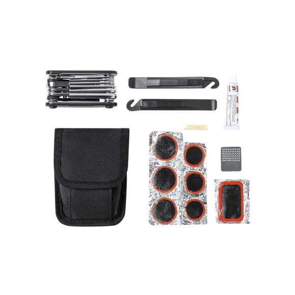 Completo kit de reparación para bici de 14 accesorios. Presentado en resistente estuche de poliéster 600D, con cierre de velcro. Incluye desmontadores de cubierta, multiherramienta y kit de reparación de pinchazos.