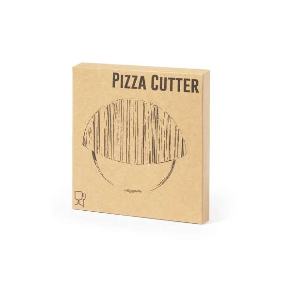 Cortapizzas de línea nature. Con mango en bambú y cuchilla en acero inox. Presentado en atractiva caja de diseño eco.