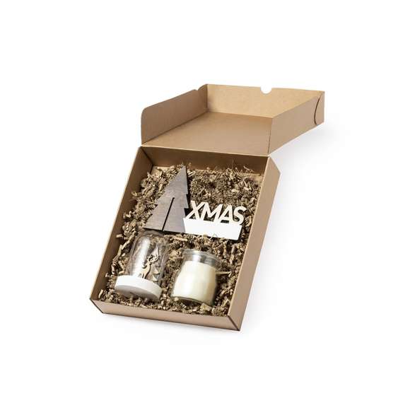  	Caja de presentación tamaño mediano fabricado en cartón reciclado corrugado. De acabado kraft. En línea con la tendencia del mercado hacia la sostenibilidad integral del regalo, ofreciendo soluciones de origen reciclado con el fin de ayudar a la mejora y conservación de nuestro planeta.