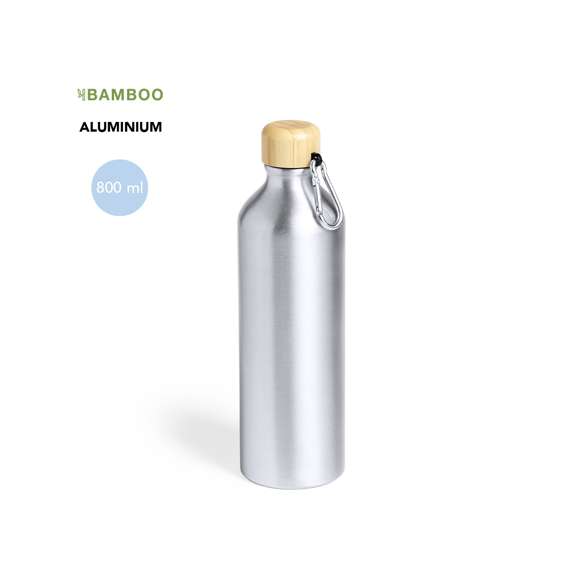 Bidón de línea nature y 800 ml de capacidad. Cuerpo en aluminio de acabado mate y tapón de bambú con mosquetón a juego para fácil transporte. Libre de BPA y presentado en atractiva caja de diseño eco.