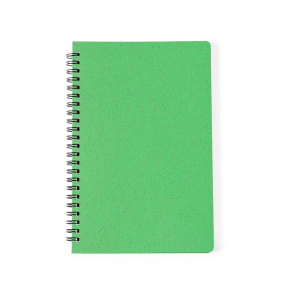 Innovadora libreta de anillas de línea nature, con tapas fabricadas en caña de trigo, para así fomentar la utilización de materias primas naturales y reducir las emisiones contaminantes. Con distintivo Wheat Straw y 80 hojas interiores lisas.