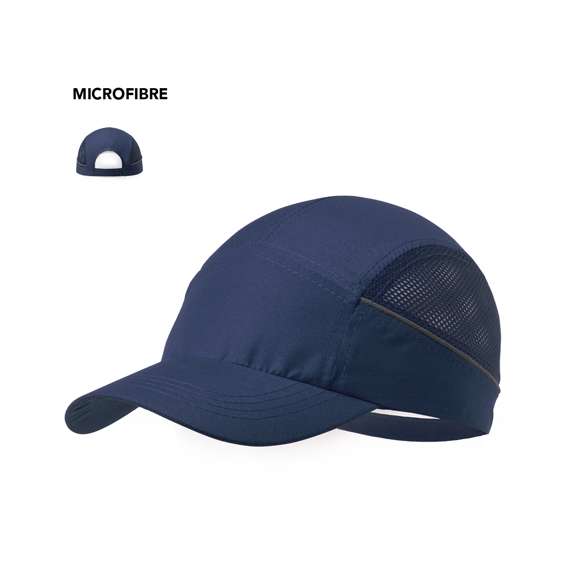 Gorra deportiva fabricada en suave y resistente microfibra. Con redecilla a juego para el sudor en paneles laterales y cierre ajustable de velcro. Con bandas reflectantes en los laterales y disponible en variada gama de colores -color blanco especial para marcaje en sublimación-.