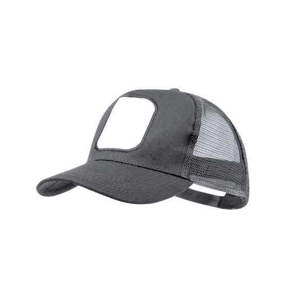 Gorra tipo trucker fabricada en resistente combinación de algodón y poliéster. Con parche frontal cosido especialmente diseñado para marcaje en sublimación. Redecilla y cierre ajustable de plástico a juego.