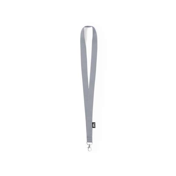 Lanyard de línea nature fabricado en resistente poliéster 300D RPET, con gancho metálico giratorio. Etiqueta con distintivo RPET y disponible en extensa gama de colores, color blanco especial para sublimación.El material RPET se elabora a partir de plástico reciclado, para así fomentar la reutilización de residuos plásticos y ayudar a la sostenibilidad del planeta.
