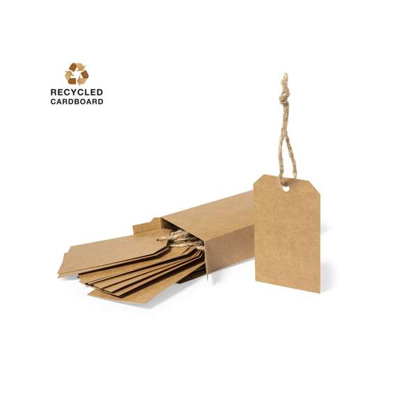 Set de 10 etiquetas de presentación, fabricadas en cartón reciclado kraft con cordón de Yute. Formato 5 x 9 cm y presentadas en caja individual de cartón reciclado kraft. En línea con la tendencia del mercado hacia la sostenibilidad integral del regalo, ofreciendo soluciones de origen reciclado con el fin de ayudar a la mejora y conservación de nuestro planeta.