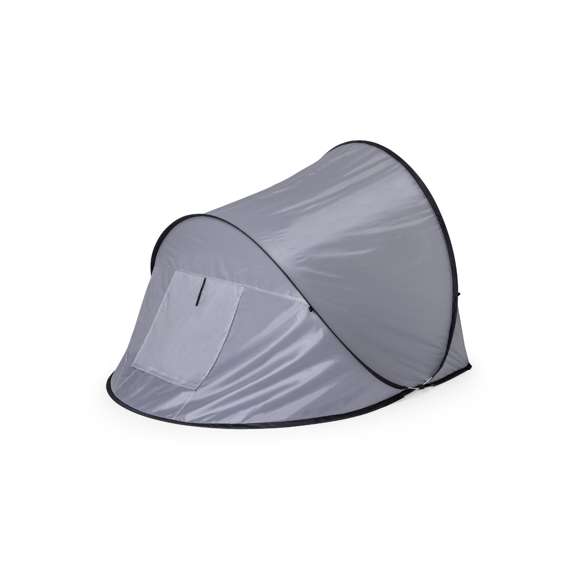 Tienda de campaña automontable, solo hay que sacarla de la funda y se despliega automáticamente. Fabricada en resistente poliéster RPET, con estructura metálica y detalles en color negro. Amplia puerta de entrada, con cierre de cremallera de doble tirador interior y exterior. Ventana en parte posterior con mosquitera, cierre de velcro y cortina enrollable con cordón y cinta de sujeción. Ideal para 2 personas y de fácil plegado. Presentada en funda a juego, con distintivo RPET en etiqueta exterior.El material RPET se elabora a partir de plástico reciclado, para así fomentar la reutilización de residuos plásticos y ayudar a la sostenibilidad del planeta.