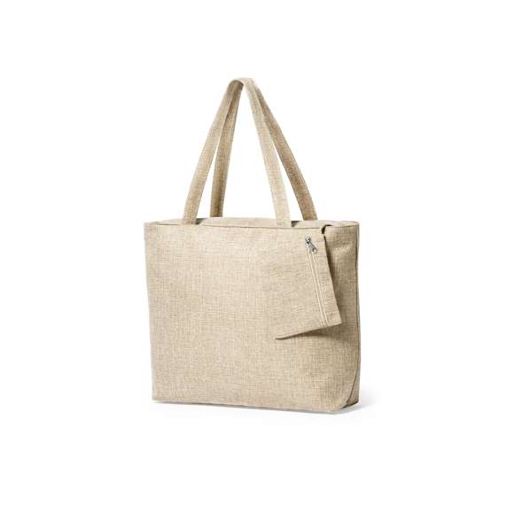 Original bolsa con neceser a juego, fabricada en resistente poliéster de acabado natural. Compartimento principal y neceser interior con cierre de cremallera. Con asas medianas de 56 x 3 cm a juego.