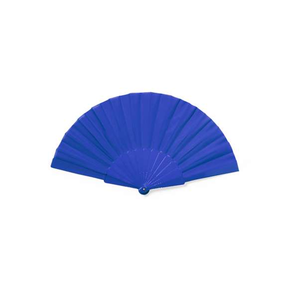 Abanico de línea nature con tela en resistente poliéster 210T RPET. Varillas a juego también en RPET, con distintivo inyectado en molde. Disponible en variada gama de colores y presentado en caja individual blanca con ventana.El material RPET se elabora a partir de plástico reciclado, para así fomentar la reutilización de residuos plásticos y ayudar a la sostenibilidad del planeta.