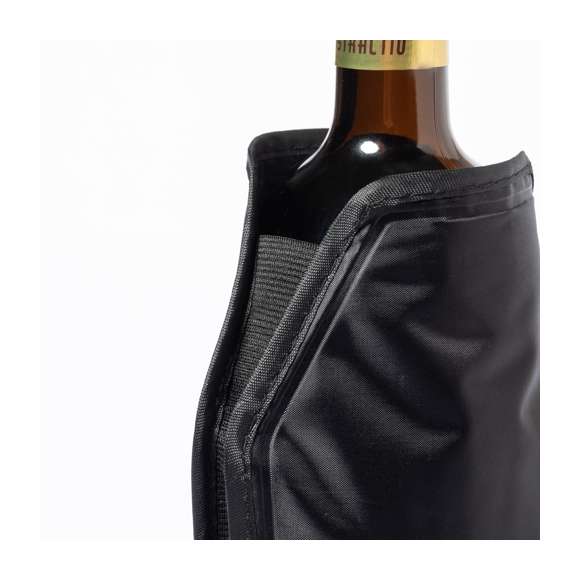 Enfriador ajustable, con líquido refrigerante interior y fabricado en Nylon.