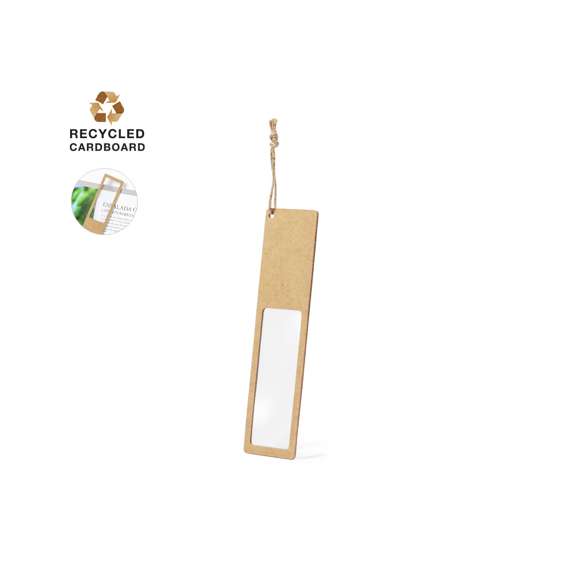 Marcapáginas de línea nature con lupa 3X integrada. Fabricado en cartón reciclado, con amplia superficie de marcaje y con cordón de transporte a juego.