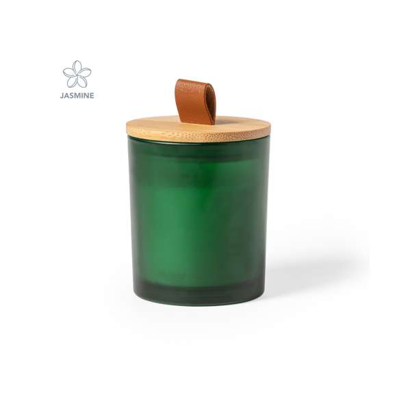 Vela aromática en tarrito de cristal con tapa de bambú. Disponible en cristal de variados colores y con distintos aromas según el color:Blanco aroma vainilla. Negro aroma sándalo. Rojo aroma canela.Verde aroma jazmín. Presentada en caja individual de diseño kraft.