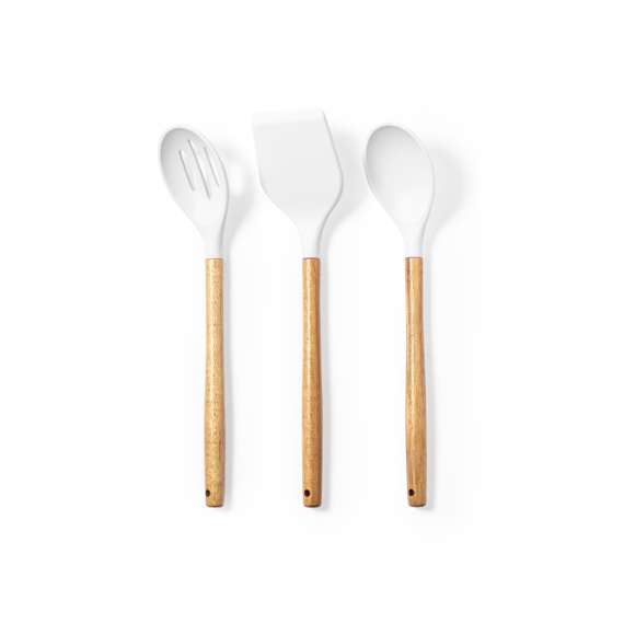 Set de cocina de 3 piezas, con mango fabricado en madera de acacia natural y accesorios en silicona. Incluye cuchara, paleta y espumadera, con base de cerámica a juego. Presentación en caja individual de diseño kraft.