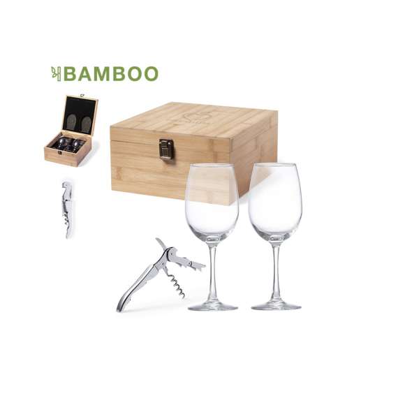 Set de vinos en elegante estuche de bambú con interior troquelado en espuma. Incluye 2 copas de cristal de 350 ml y sacacorchos de 2 tiempos en acero inox, con cortacápsulas. Presentación en caja individual de diseño kraft.