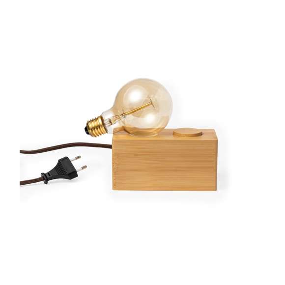 Lámpara de original diseño vintage fabricada en bambú. Bombilla incandescente G80 de 40W, con intensidad de luz regulable y funcionamiento a 220-240V (tipo de enchufe UE). Con base de bambú antideslizante y presentada en caja individual de diseño kraft.