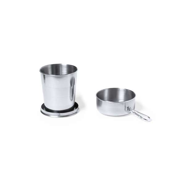 Original vaso plegable para emergencias fabricado en acero inox. De 220ml de capacidad y con mosquetón metálico de transporte.