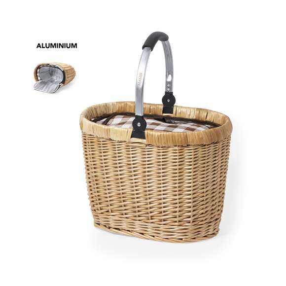 Lleva el estilo a tus picnics con esta cesta nevera tan cool y retro. Fabricada en mimbre de acabado natural, con resistente asa de transporte plegable en aluminio. Tapa de diseño vintage con cierre de cremallera e interior isotermo en aluminio.