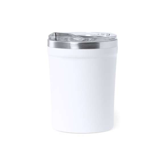 Vaso térmico de sobremesa faricado en acero inox de 350 ml de capacidad. Exterior en PP, con dosificador y abrefácil en tapa. Libre de BPA. Presentado en caja individual de diseño kraft.