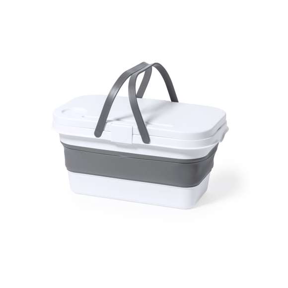 Cesta nevera para picnic plegable y multifunción. Fabricada en resistente material PP de acabado blanco, con capacidad de 16 litros. Tapa convertible en mesa mediante 2 patas plegables, con soportes para smartphone o tablet y bidón integrados. Incluye 2 asas de transporte plegables en gris. Una vez plegada ocupa poco espacio, ideal para un fácil almacenamiento.