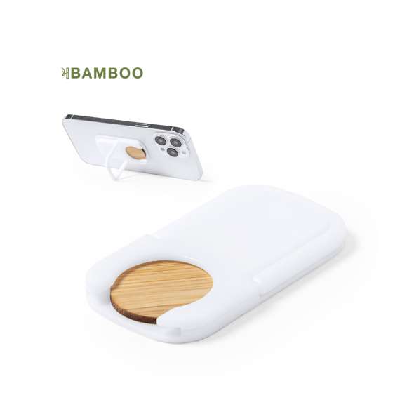 Soporte multifunción para smartphone, con moneda para carro de la compra integrada y anilla/soporte plegable. Cuerpo fabricado en resistente ABS de acabado blanco, con moneda en bambú. Con adhesivo de fijación extra fuerte y libre de residuos al despegarlo del dispositivo.
