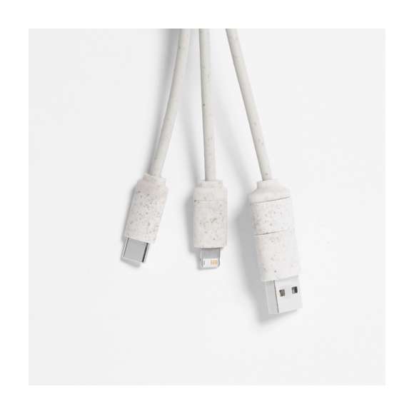Cable cargador con anilla fabricado en caña de trigo, para así fomentar la utilización de materias primas naturales y reducir las emisiones contaminantes. Incluye conexiones de entrada Tipo C y USB  salidas Lightning, Micro USB y USB. Presentado en bolsa individual de diseño kraft.