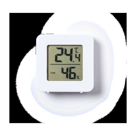 Estación meteorológica fabricada en resistente ABS de acabado blanco. Pantalla LCD de fácil lectura con termómetro y medidor de humedad. Fijación magnética y alimentación con pila (de botón incluida, con film protector). Presentada en caja individual de diseño kraft, con manual de instrucciones en español e inglés.
