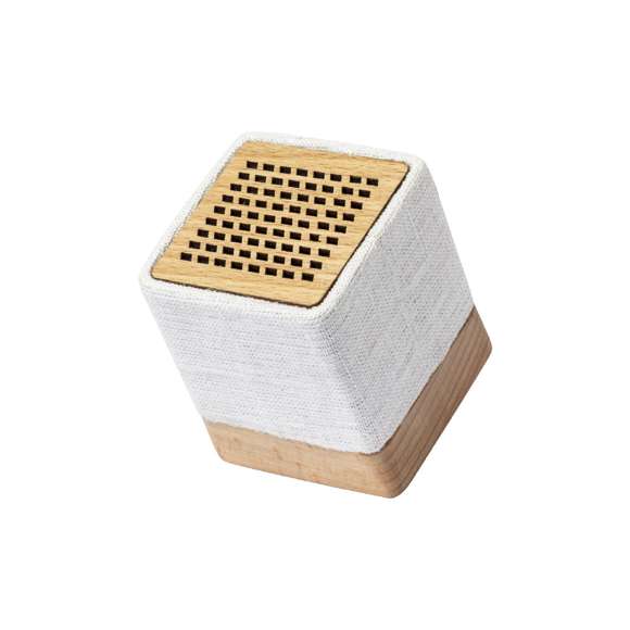  	Altavoz Bluetooth® con carcasa fabricada en combinación de cáñamo orgánico y madera natural. 	 	3W de potencia, batería de 300mAh y conexión Bluetooth® 5.0. Incluye cable cargador Tipo C y manual de instrucciones en español e inglés. Presentado en caja individual de diseño kraft. 	 	El cáñamo se obtiene de la planta cannabis, cuyos procesos tanto de cultivo como de obtención de fibras, son respetuosos con el medio ambiente, dando como resultado un material de gran resistencia, de origen natural y sostenible.