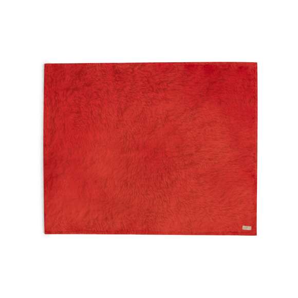 Manta de 130x160cm de suave tacto fabricada en coral fleece anti-pilling de 260g/m2. Incluye parche cosido en tela de poliéster para marcaje. Disponible en variada gama de colores. Presentación individual en funda de cartón reciclado para fácil impresión.
