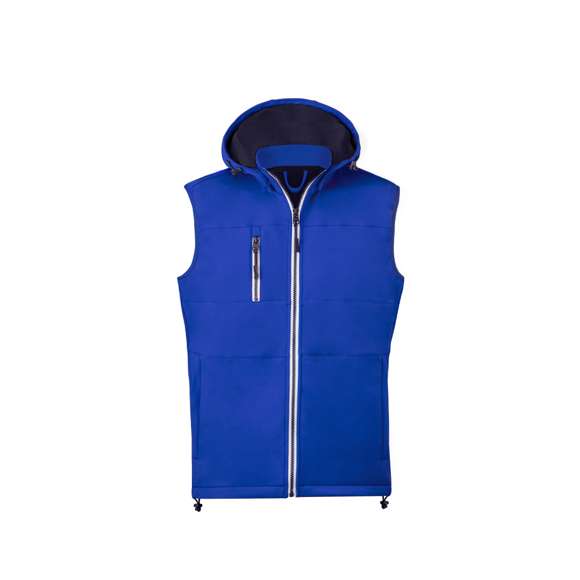 Chaleco de resistente y transpirable material soft shell de 300g/m2. De corte moderno, con cremallera central, bolsillos laterales y práctico bolsillo en pecho con cierres de cremallera y tiradores en contraste. Cuello elevado con capucha ajustable y desmontable. Dobladillo inferior con cordón ajustable. Exterior en soft shell resistente al viento y al agua, e interior de cálido micropolar en color contraste. Disponible en tallas XS, S, M, L, XL, XXL.