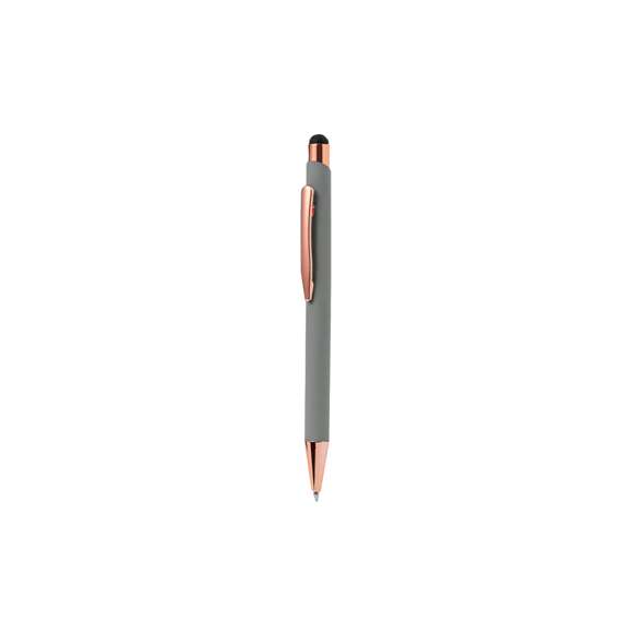 Bolígrafo puntero de tacto goma especialmente diseñado para el marcaje en láser con logotipo en color rosado. De mecanismo pulsador, con clip metálico y accesorios en acabado cobre. Cuerpo disponible en 4 distinguidos colores, de cartucho jumbo y en tinta azul.Presentado en elegante caja de diseño negra.