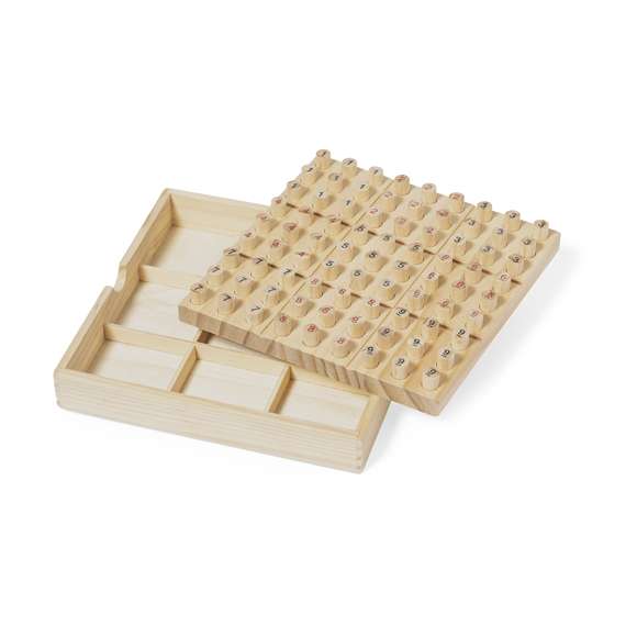 Juego de habilidad sudoku fabricado en resistente madera. Incluye 81 fichas de madera numeradas y 10 cartas. Con reglas del juego en español e inglés. Presentado en estuche de madera con tapa-tablero.