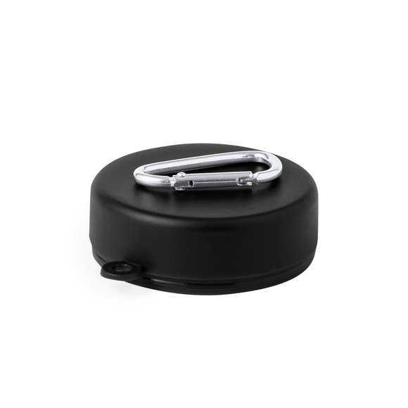 Original vaso plegable con exterior acabado mate para emergencias fabricado en PP reciclado libre de BPA. De 220ml de capacidad, con mosquetón metálico de transporte. Dispone de Certificación Food Grade, garantizando la seguridad cuando los alimentos entran en contacto con el material usado para fabricar el producto. Disponible en variada gamas de colores. Presentado en bolsa individual reciclada.El PP reciclado es un plástico reciclado y altamente reciclable, de gran resistencia y apto para multitud de aplicaciones.