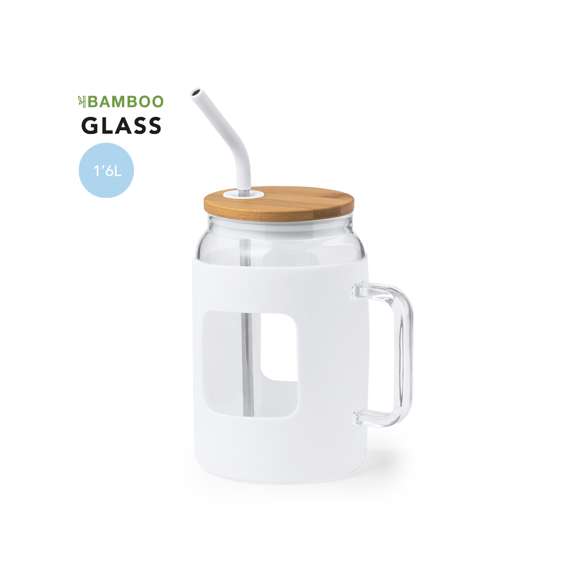 Tarro de gran capacidad (1,625 l) con cuerpo fabricado en resistente cristal, que ofrece una resistencia y durabilidad excepcionales, alargando su vida útil y pudiendo ser reutilizado infinidad de veces. Incluye asa para cómodo transporte y funda protectora en suave silicona. Tapa en bambú a presión, con orificio para pajita, y pajita reutilizable de acero inoxidable, con la punta recubierta en silicona para disfrutar de las bebidas de manera cómoda y segura.Presentado en caja individual de diseño kraft.