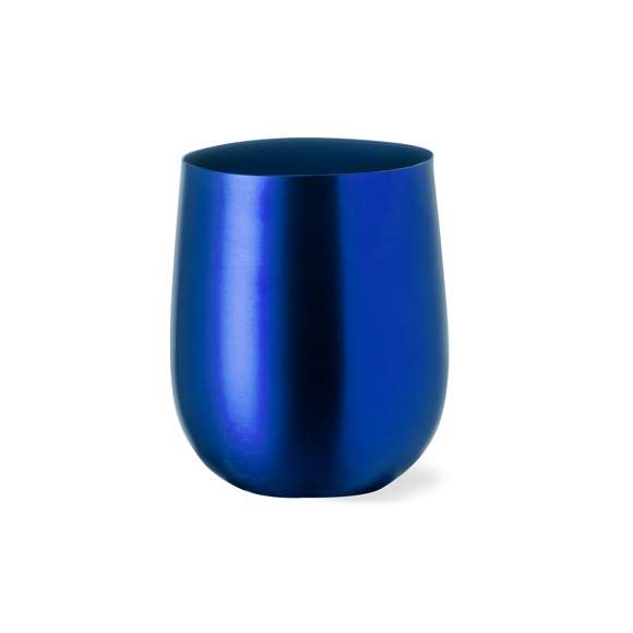 Vaso de 480 ml de capacidad fabricado en aluminio y disponible en variada gama de colores metalizados. Presentado en atractiva caja individual de diseño kraft.