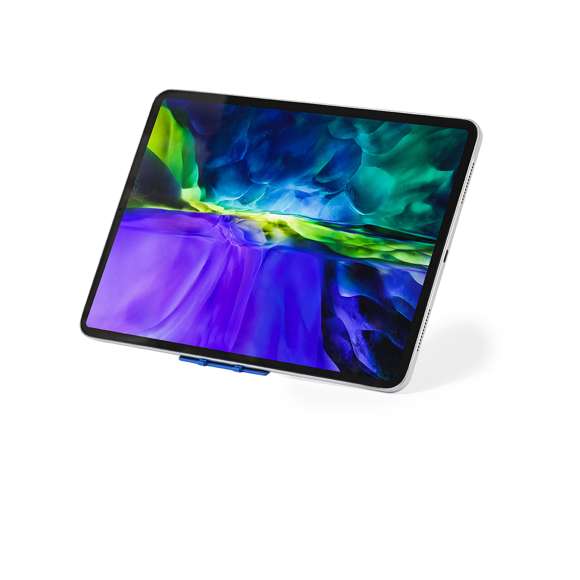 Soporte con espejo para smartphone y tablet fabricado en resistente ABS. Incluye 2 antislips de silicona y 6 posiciones. De diseño compacto y plegable para poder llevarlo a cualquier lado. Disponible en amplia gama de colores. Presentado en caja de diseño kraft.