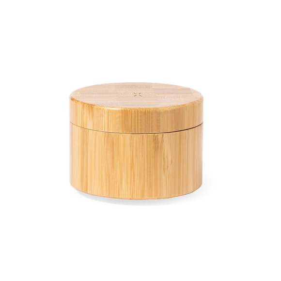 Lámpara multifunción fabricada en bambú. Con altavoz Bluetooth 5.0 de 3W de potencia y cargador inalámbrico de 15W. 2LEDs. Compatible con dispositivos móviles de carga inalámbrica, con cable cargador tipo C y viene presentada en una atractiva caja de diseño kraft. Disponible manual de instrucciones en español e inglés.Elaborado con elementos vegetales para así fomentar la utilización de materias primas naturales y reducir las emisiones contaminantes.