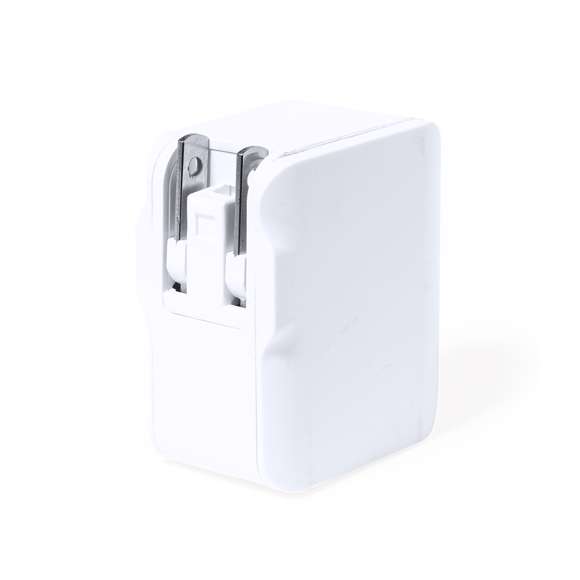 Completo adaptador de enchufes, de diseño compacto y portable. Con salidas USB y Tipo C, especialmente indicado para viajes y con adaptadores multi región para USA, Europa, Asia, Reino Unido y Australia. Indicador LED de encendido y presentado individualmente en caja de diseño kraft.