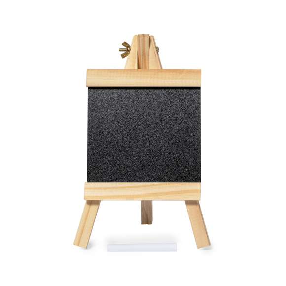 Original atril con pizarra hecha en madera, con tiza incluida. Presentado individualmente en caja de diseño kraft.