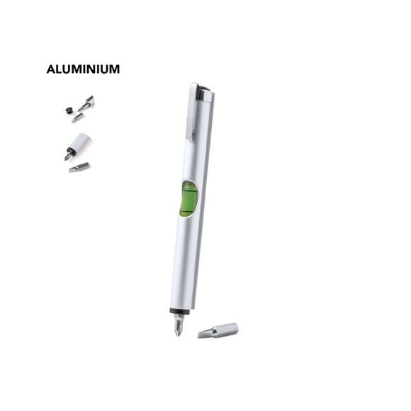 Práctica multiherramienta fabricada en aluminio, con nivel integrado en el cuerpo y dos cabezales para destornillador (plano y philips) en el interior. Con clip metálico de acabado cromado y presentada en caja de diseño kraft.
