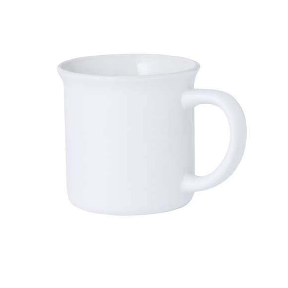 Taza de cerámica con 300 ml de capacidad. Distinguido diseño vintage en combinación de interior en color blanco y exterior en variada gama de colores mate. Presentada en caja individual acabado kraft.