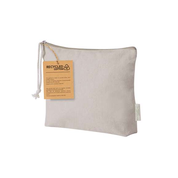 Neceser fabricado en 100% algodón reciclado en elegante tono natural. Compartimento principal con cierre de cremallera y cordón de transporte a juego. Incluye etiqueta exterior con logotipo algodón reciclado.
