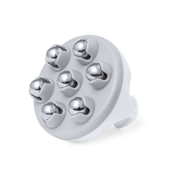 Masajeador fabricado en resistente ABS con bolas metálicas. Diseñado para brindar alivio y bienestar. Su empuñadura ergonómica garantiza un manejo cómodo, mientras que sus esferas metálicas efecto frío ayudan a la absorción de cremas, relajando la piel cansada. Presentado en caja individual de diseño kraft.
