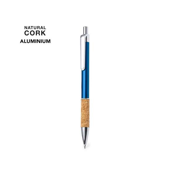 Elegante bolígrafo de corcho y aluminio con mecanismo pulsador. Cuerpo en resistente aluminio de acabado brillante y empuñadura en corcho, con la caña en una amplia gama de distintivos colores. Clip metálico, y en tinta azul. Presentado en bolsa individual reciclada.Elaborado con elementos vegetales para así fomentar la utilización de materias primas naturales y reducir las emisiones contaminantes.