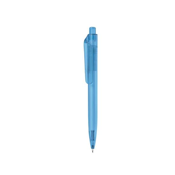Bolígrafo de mecanismo pulsador fabricado en RPET. Cuerpo de suave acabado en variados colores transparentes y clip amplio. Logotipo RPET en la parte superior del bolígrafo, en tinta azul.El material RPET se elabora a partir de plástico reciclado, para así fomentar la reutilización de residuos plásticos y ayudar a la sostenibilidad del planeta.